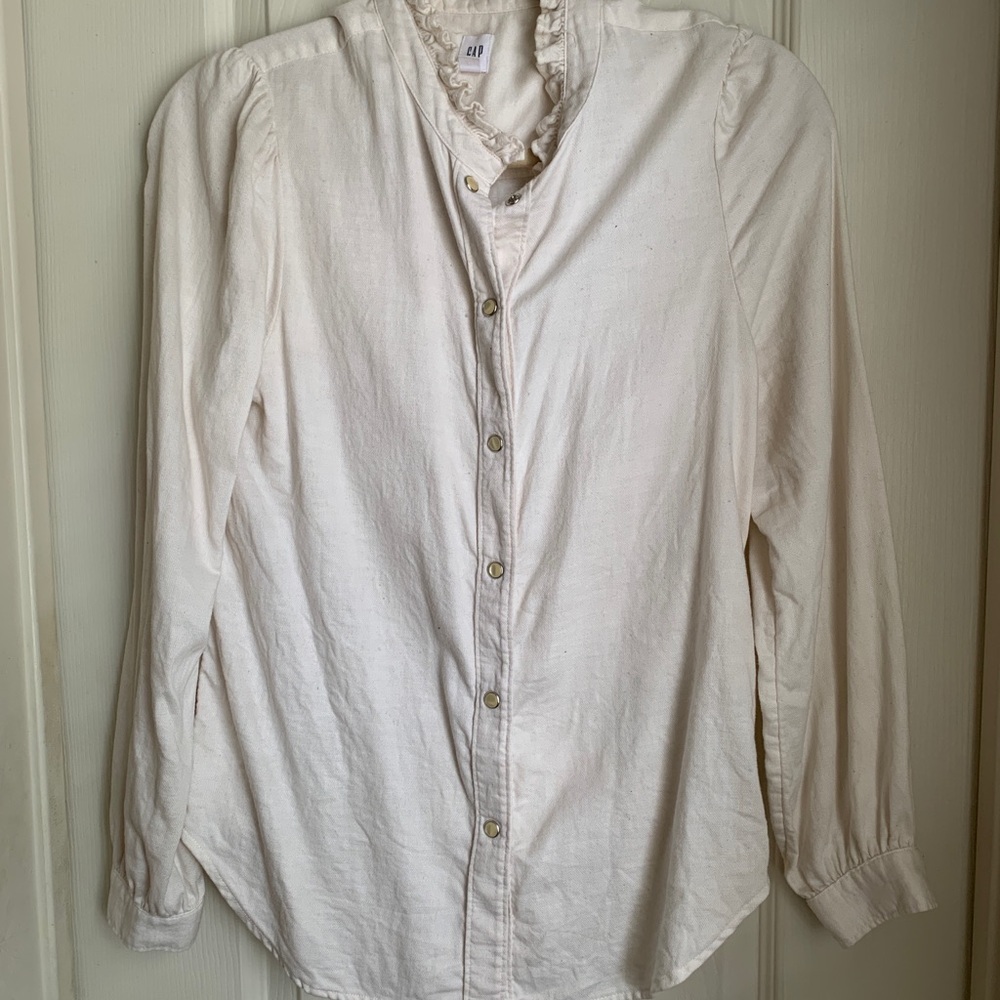 GAP Cream Ruffled Collar Button-Down Shirt